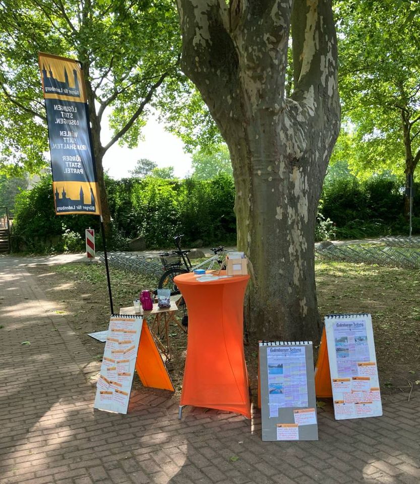 Stand vor dem Ladenburger Freibad